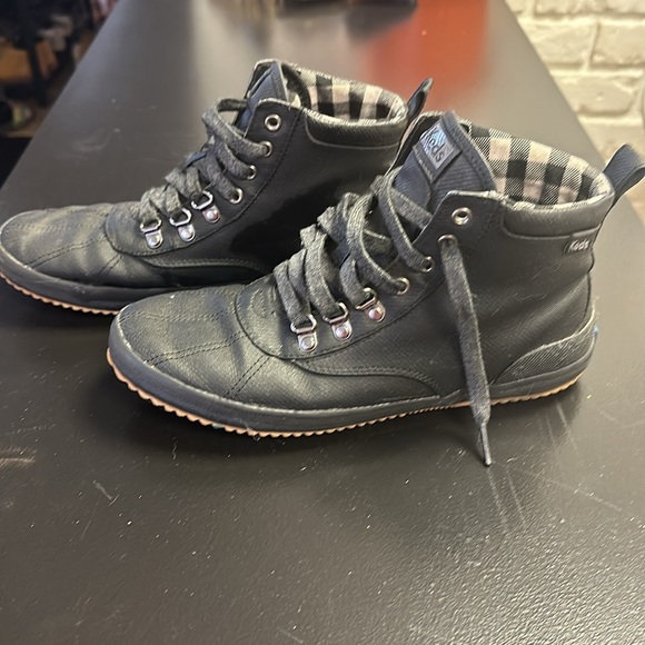 Keds Waterproof Scout Boot/Sneaker Size W 8.5 Black and Plaid - Picture 4 of 6